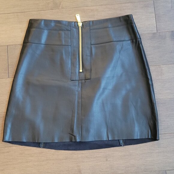 Express Black Faux Leather Gold Zipper Mini Skirt - Picture 2 of 2